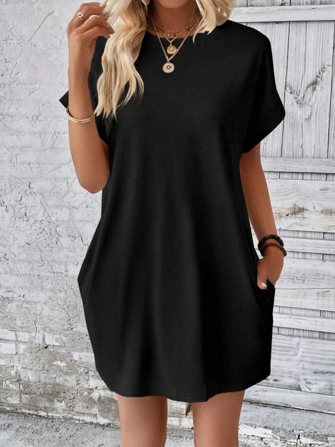 Pocketed Round Neck Short Sleeve Dress