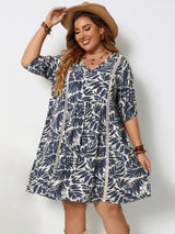 Plus Size Printed V-Neck Half Sleeve Mini Dress