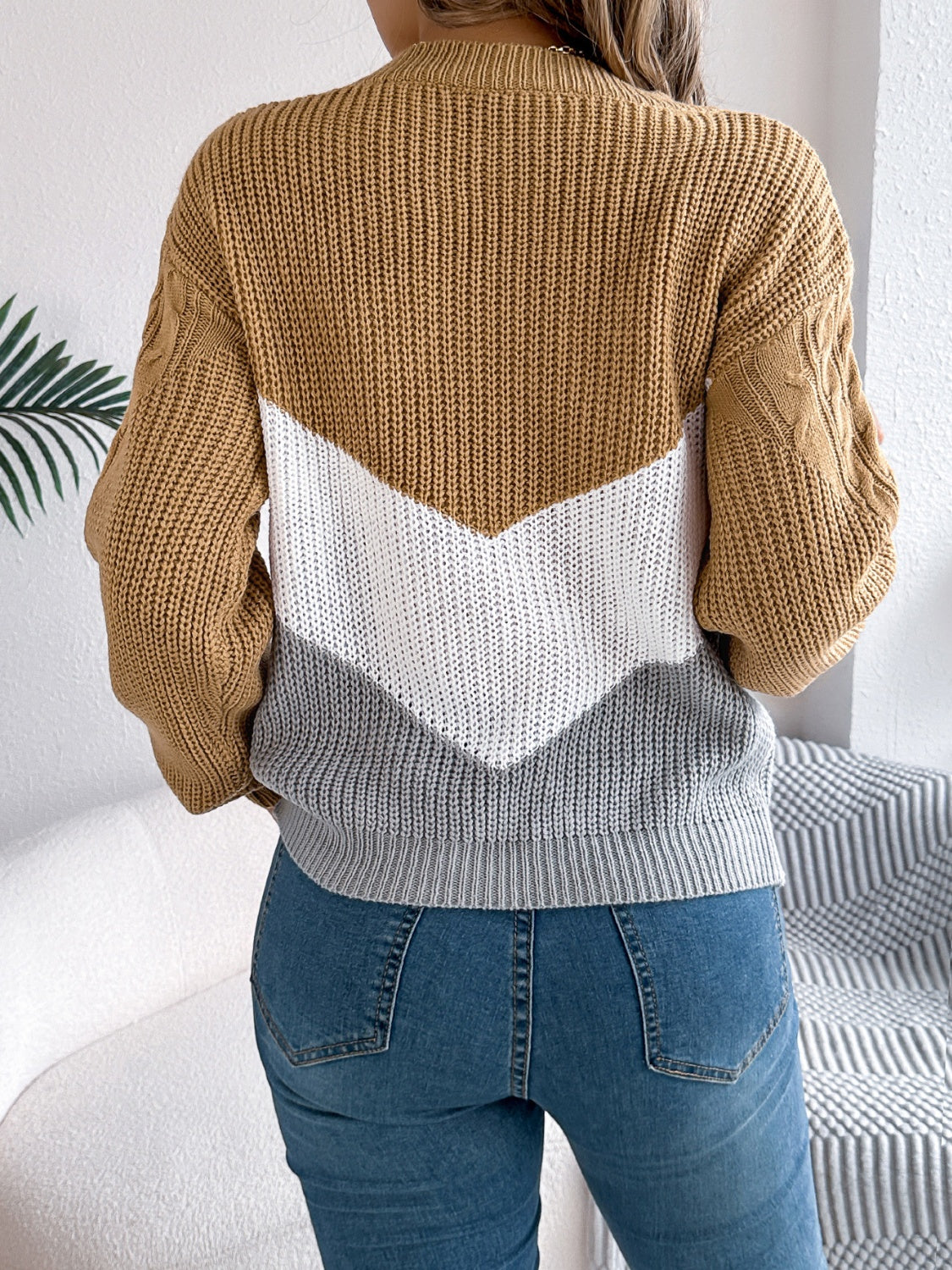 Cable-Knit Color Block Round Neck Sweater